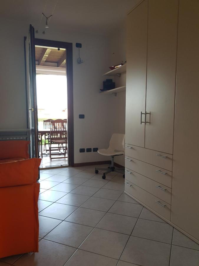 מנרבה דל גארדה Casa Paradiso Del Garda מראה חיצוני תמונה